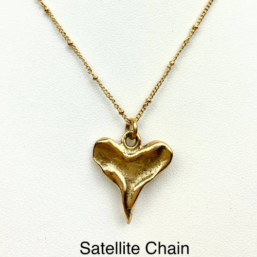 Rustic Heart Pendant Necklace (satellite)