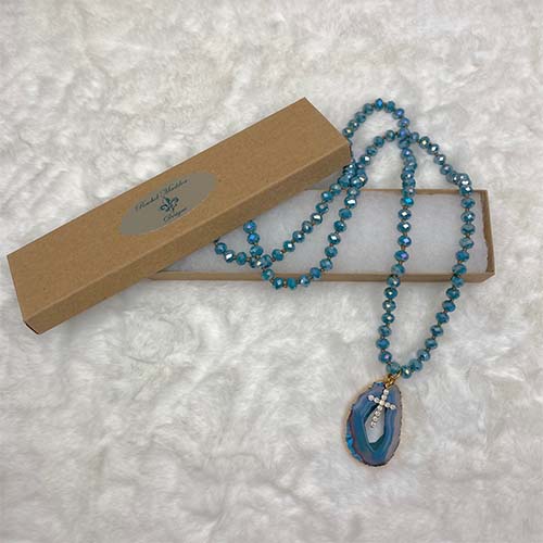 RM Designs - Aqua Crystal Necklace Box