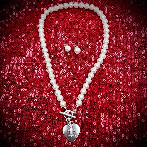 Pearl Heart Necklace & Earrings 2