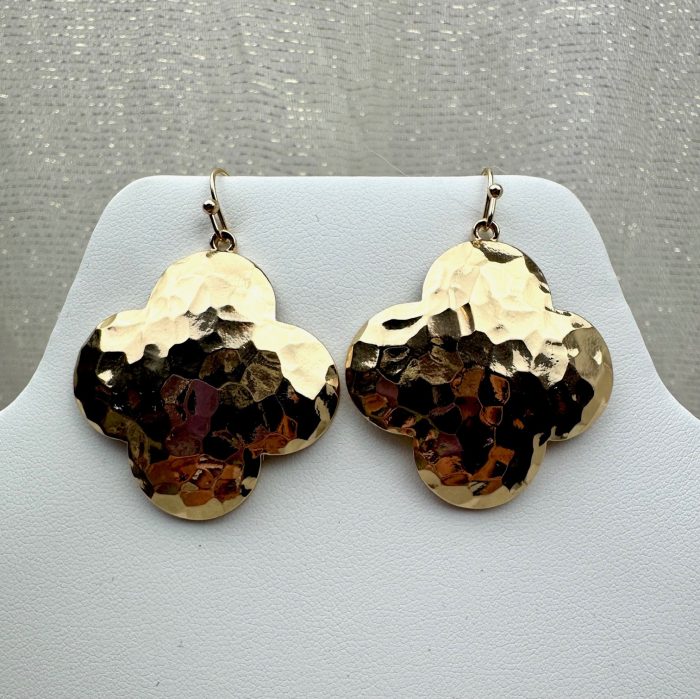 Hammered Gold Quatrefoil Earrings - Image 4